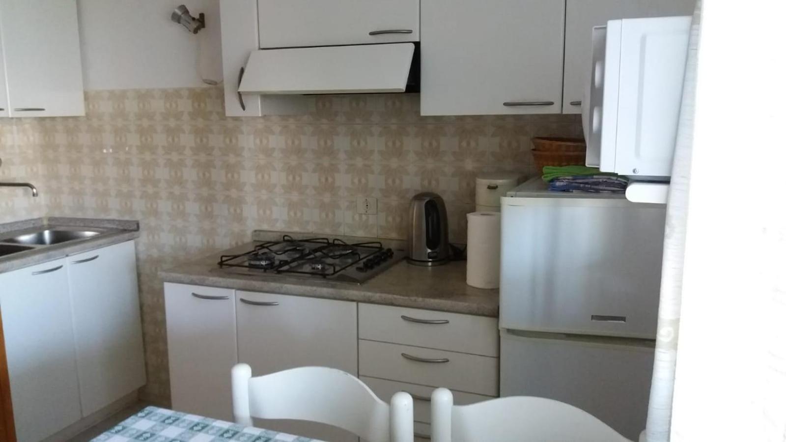 La Virgola Apartments เบรนโซเน ซูล การ์ดา ภายนอก รูปภาพ