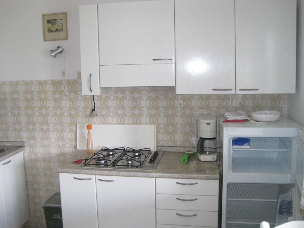 La Virgola Apartments เบรนโซเน ซูล การ์ดา ภายนอก รูปภาพ